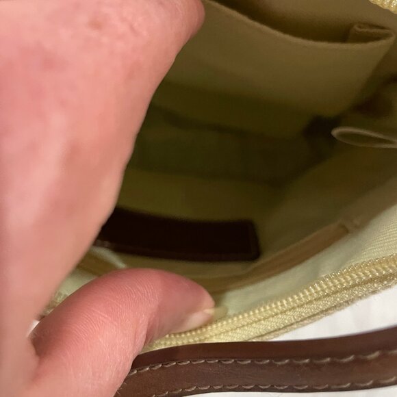 NWD RELIC Eliza Floral Women's Small Canvas Hobo Shoulder Bag Leather Trim Purse - Picture 6 of 12